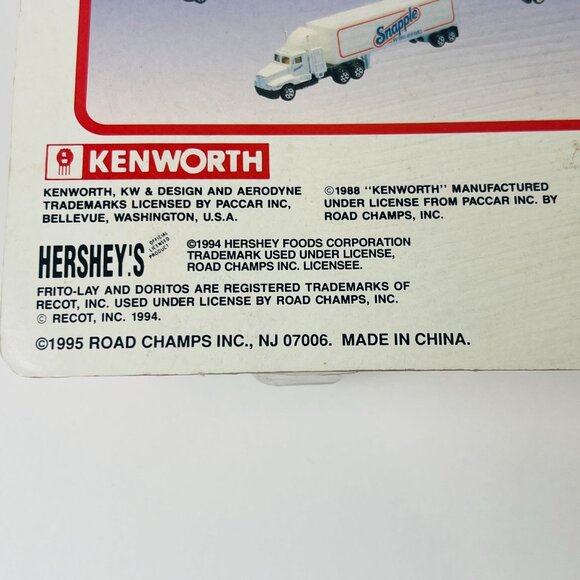 Road Champs 2 HO Scale Kenworth Trucks Hershey’s Kisses Shurfine Delivery Semis - Picture 4 of 7